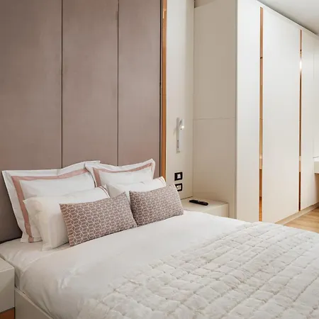 Skylark Central Aparthotel Braşov Extérieur photo