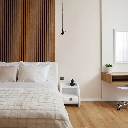 Skylark Central Aparthotel Braşov Extérieur photo