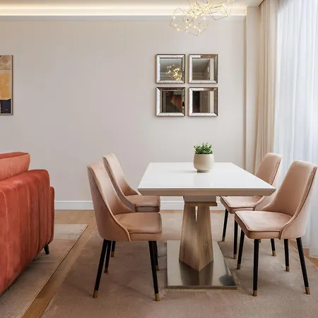 Skylark Central Aparthotel Braşov Extérieur photo