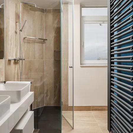 Skylark Central Aparthotel Braşov Extérieur photo